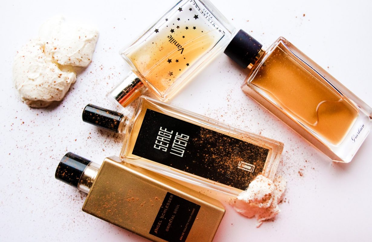 سه راه ساده برای تشخیص تاریخ مصرف گذشته عطر